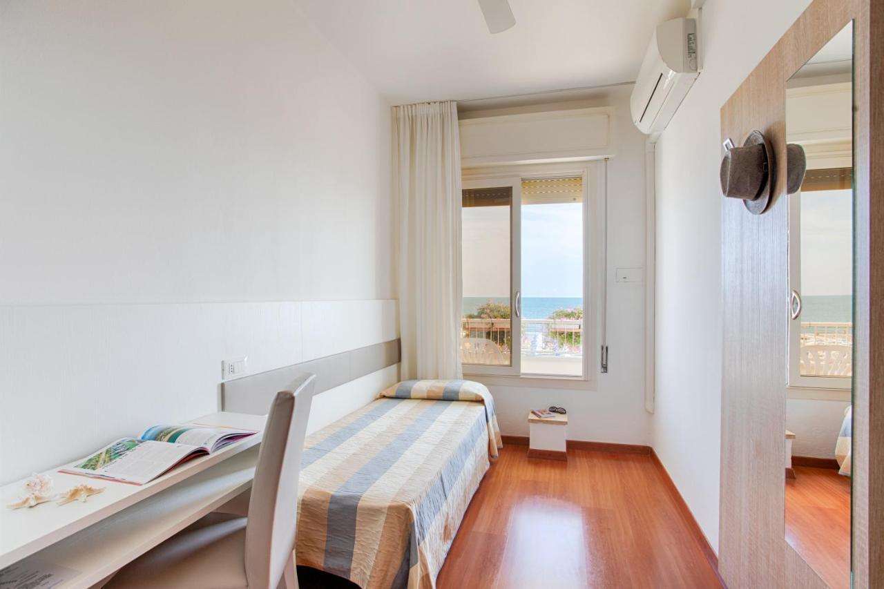 Hotel Telenia Lido di Jesolo Exterior photo