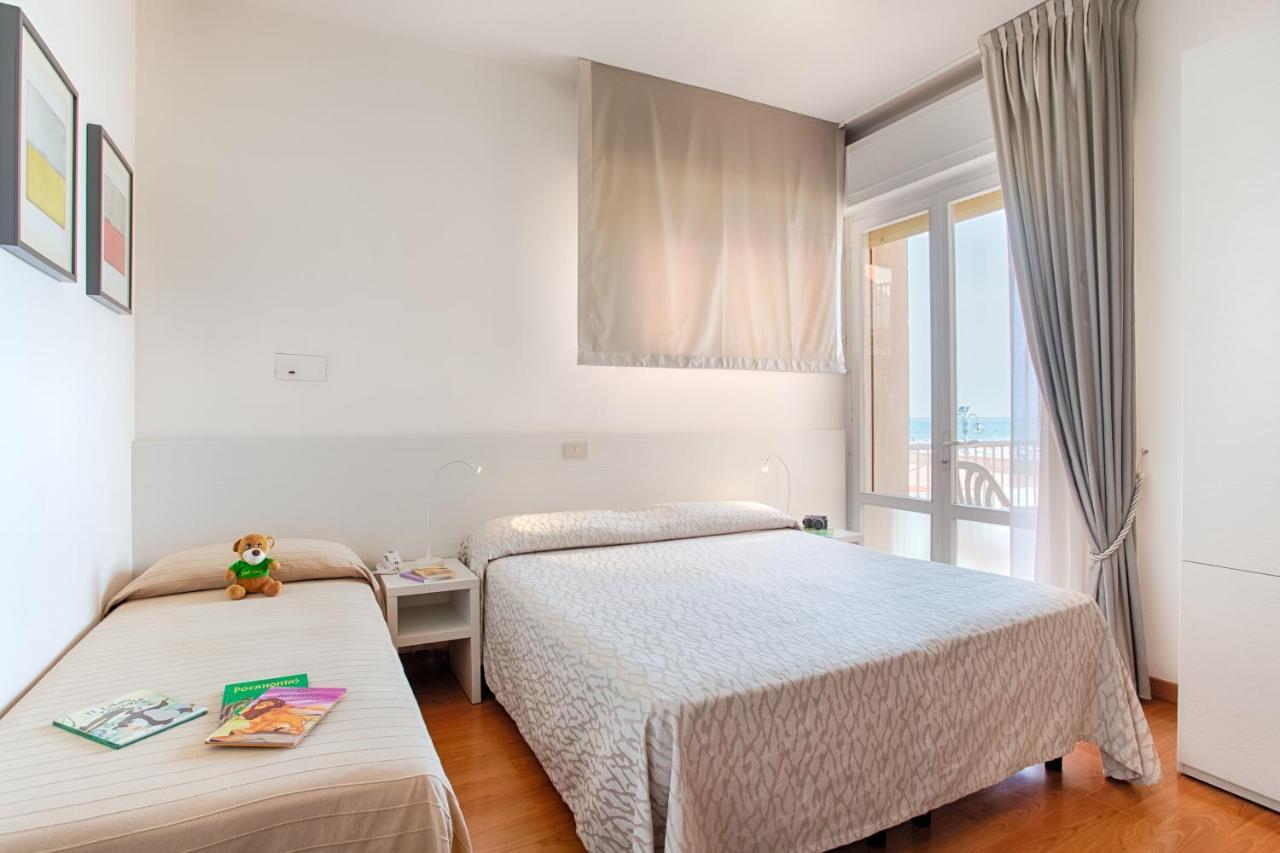 Hotel Telenia Lido di Jesolo Exterior photo