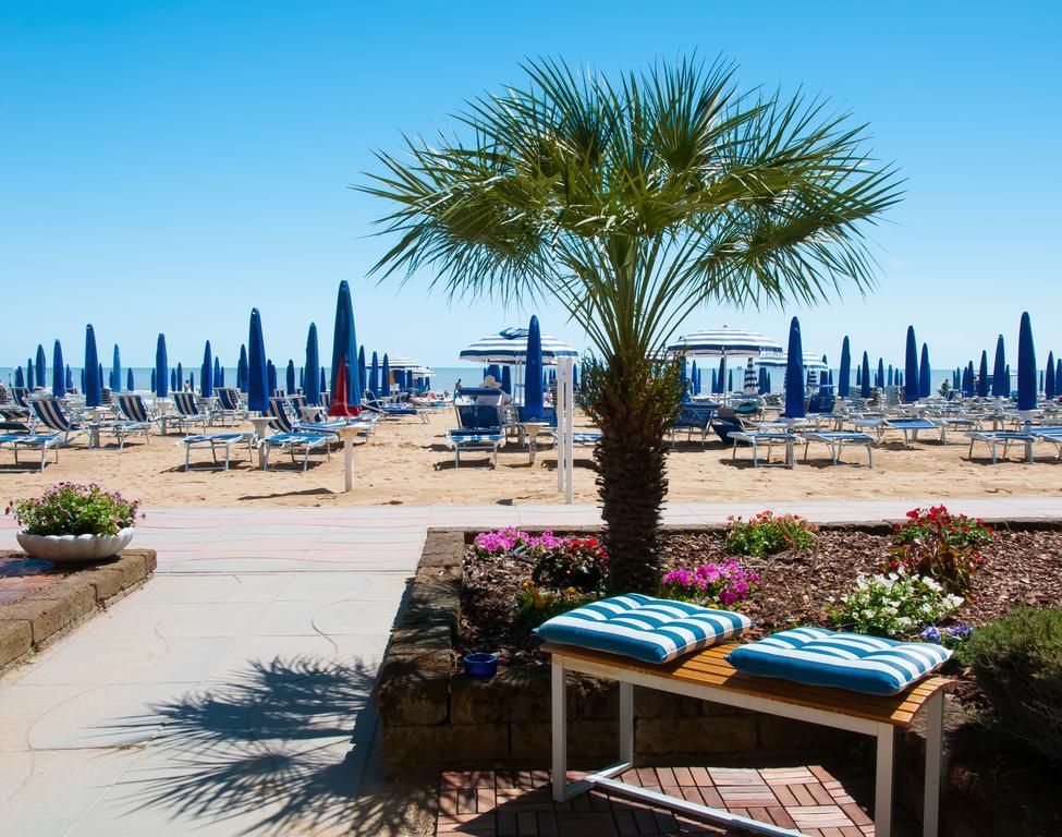 Hotel Telenia Lido di Jesolo Exterior photo