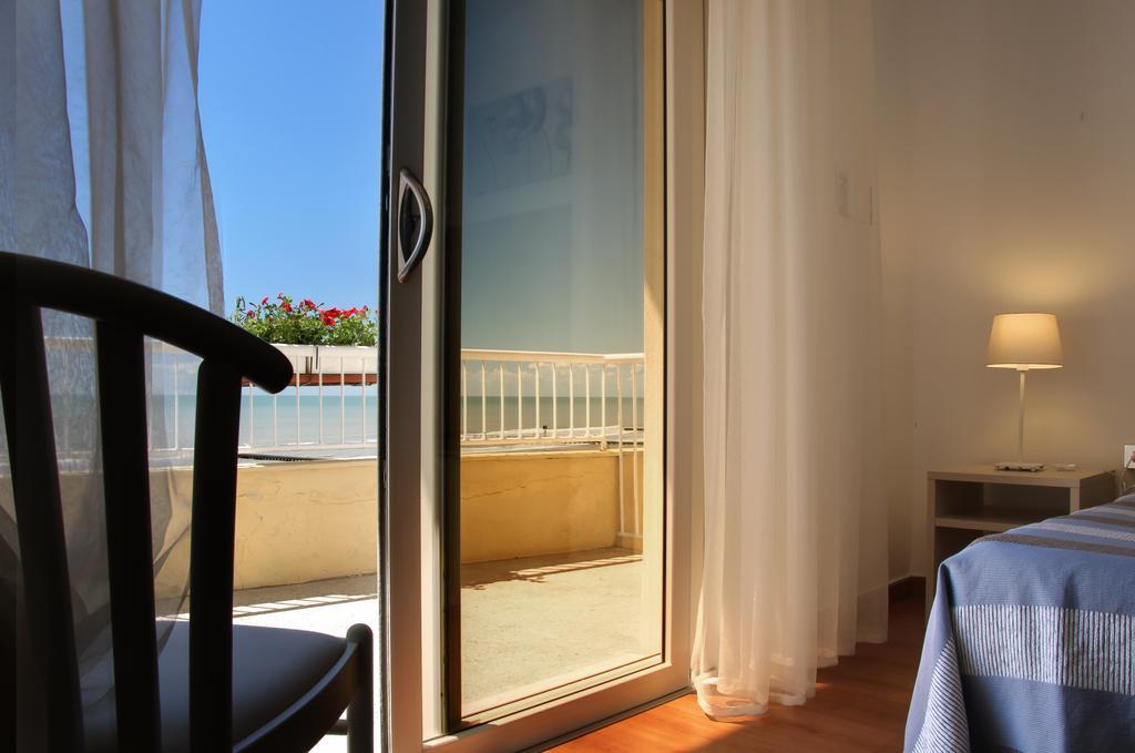 Hotel Telenia Lido di Jesolo Exterior photo